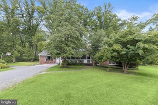 2 GREENLEA DR, Pikesville, MD 21208