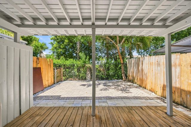4161 NW 9TH Avenue 5, Deerfield Beach, FL 33064