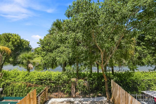 4161 NW 9TH Avenue 5, Deerfield Beach, FL 33064