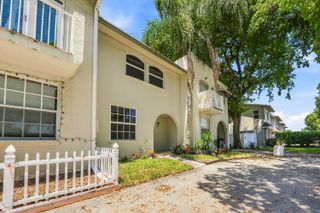 4161 NW 9TH Avenue 5, Deerfield Beach, FL 33064