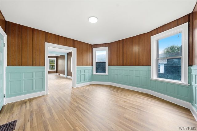 375 Glenwood Avenue, Buffalo, NY 14208
