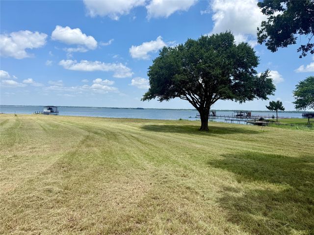 Lot 30 Marina Point, Streetman, TX 75859