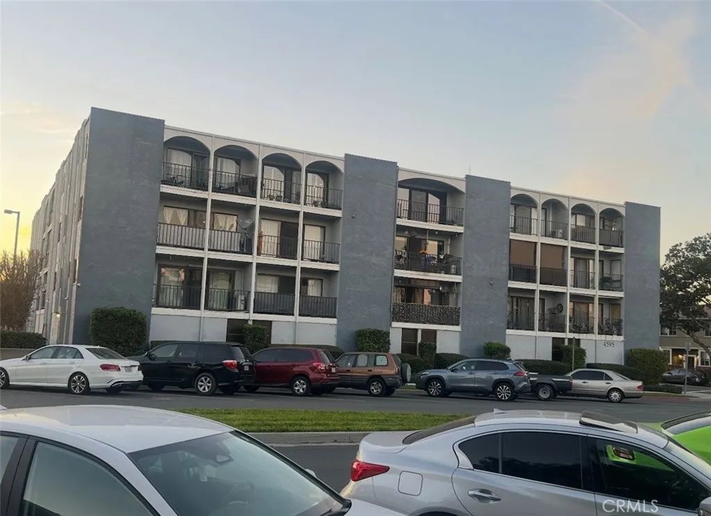 4595 California ave., Long Beach, CA 90807