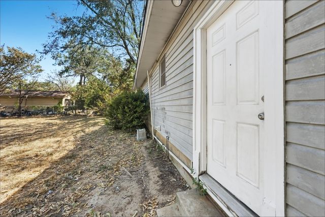 5025 Catalpa Street, Haltom City, TX 76117