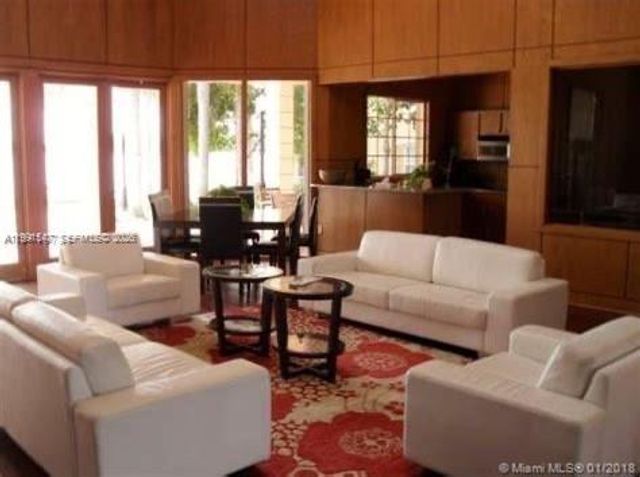 2861 N Oakland Forest Dr 301, Oakland Park, FL 33309