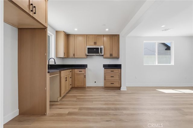 1507 W 83rd, Los Angeles, CA 90047
