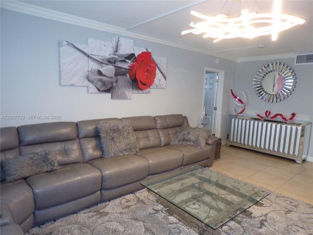 3010 Marcos Dr R314, Aventura, FL 33160