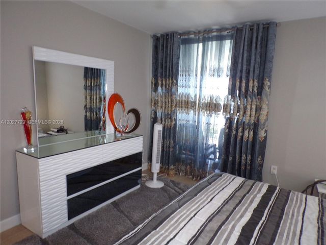 3010 Marcos Dr R314, Aventura, FL 33160