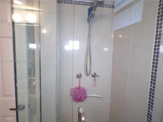 3010 Marcos Dr R314, Aventura, FL 33160