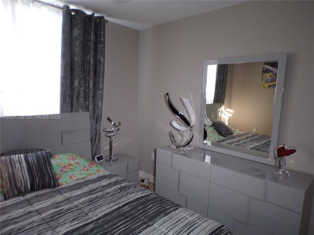 3010 Marcos Dr R314, Aventura, FL 33160