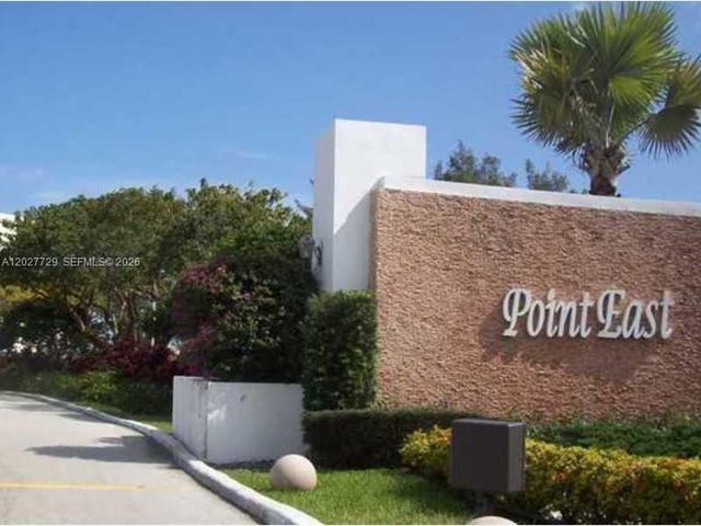 3010 Marcos Dr R314, Aventura, FL 33160