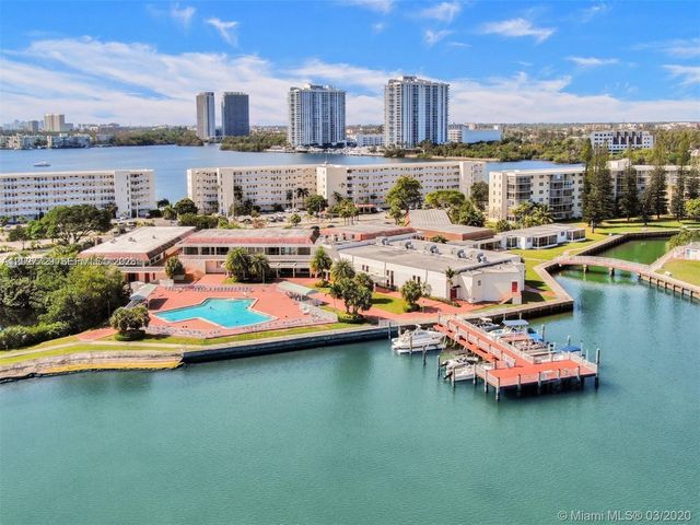 3010 Marcos Dr R314, Aventura, FL 33160