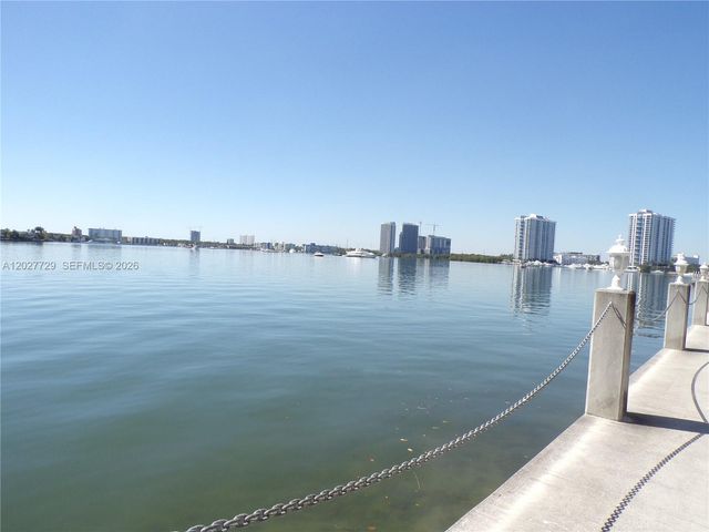 3010 Marcos Dr R314, Aventura, FL 33160
