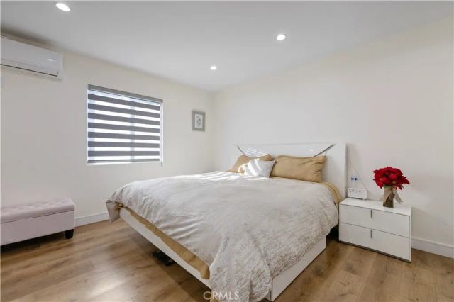 9846 Monogram Ave, Northridge, CA 91343