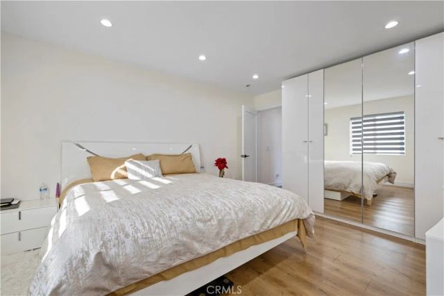 9846 Monogram Ave, Northridge, CA 91343