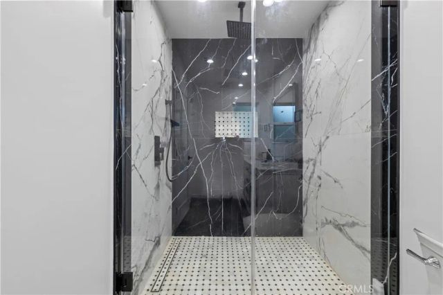 9846 Monogram Ave, Northridge, CA 91343