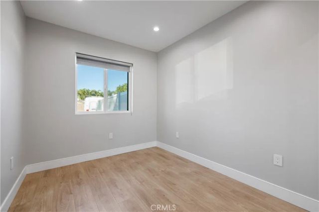 9846 Monogram Ave, Northridge, CA 91343