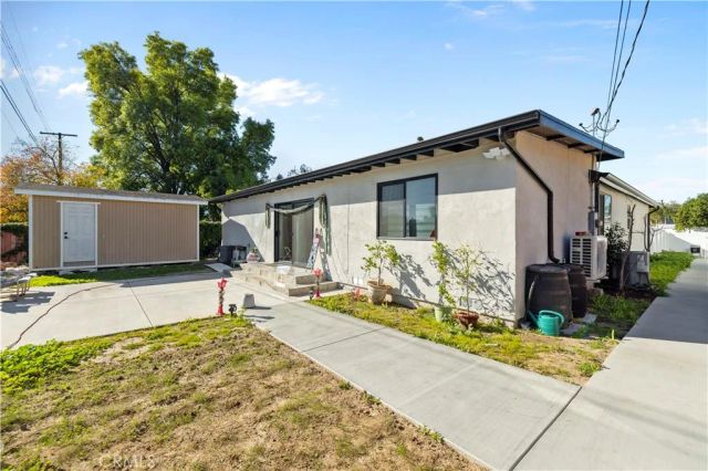 9846 Monogram Ave, Northridge, CA 91343