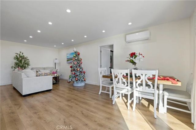 9846 Monogram Ave, Northridge, CA 91343