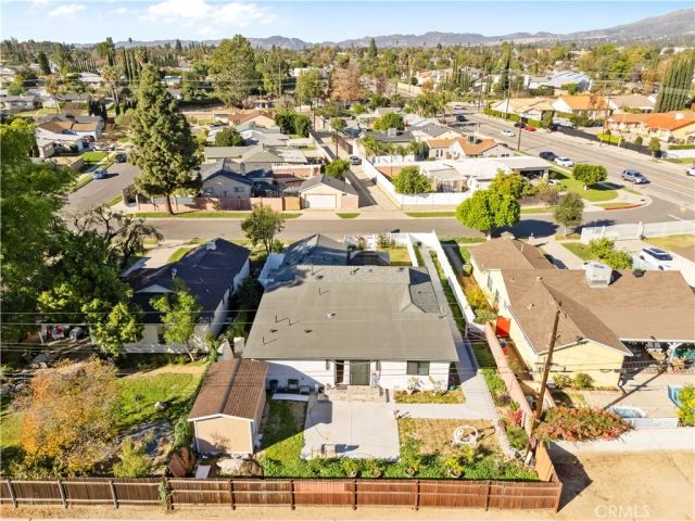 9846 Monogram Ave, Northridge, CA 91343