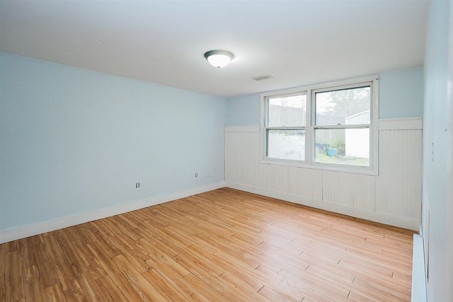 923 Bell Avenue, New Buffalo, MI 49117