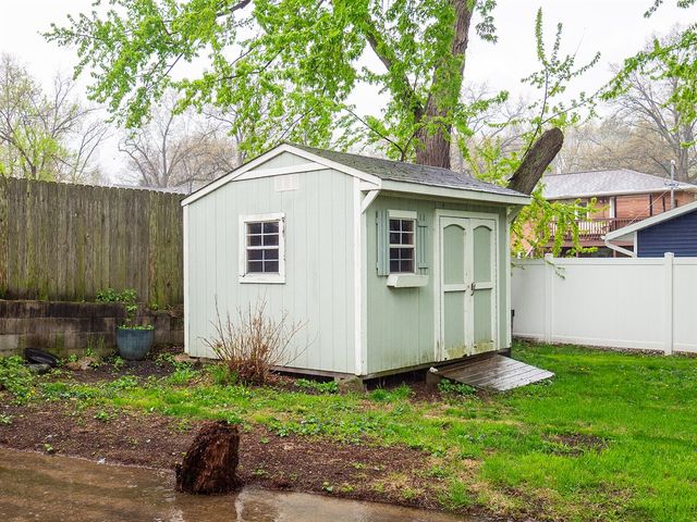 923 Bell Avenue, New Buffalo, MI 49117