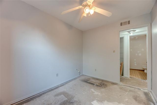 108 Stonewood Drive, Noble, OK 73068