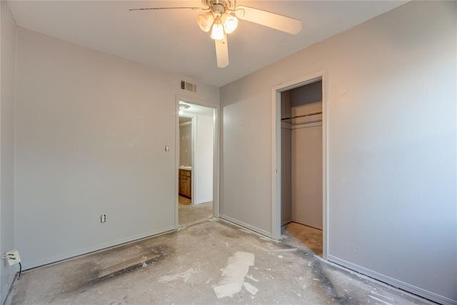 108 Stonewood Drive, Noble, OK 73068