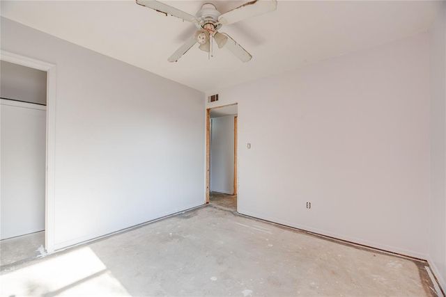 108 Stonewood Drive, Noble, OK 73068