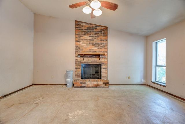 108 Stonewood Drive, Noble, OK 73068