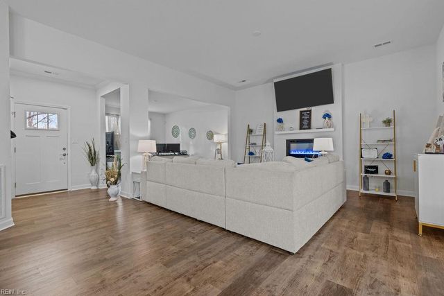 1011 Diamond Way Unit C, Suffolk, VA 23435