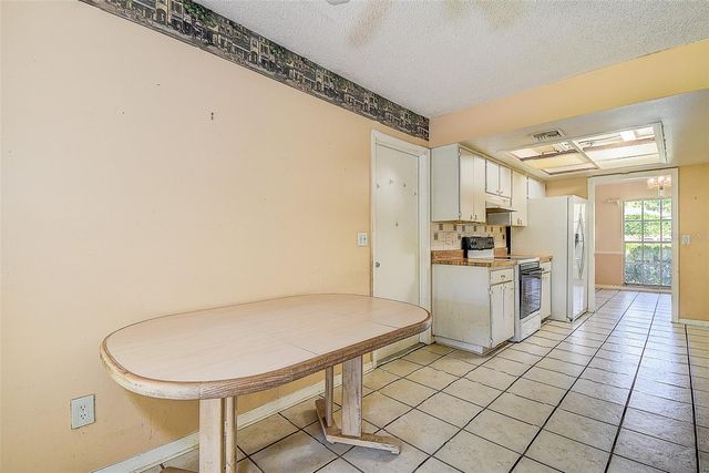 3102 OLD SPRING PLACE, Tampa, FL 33618