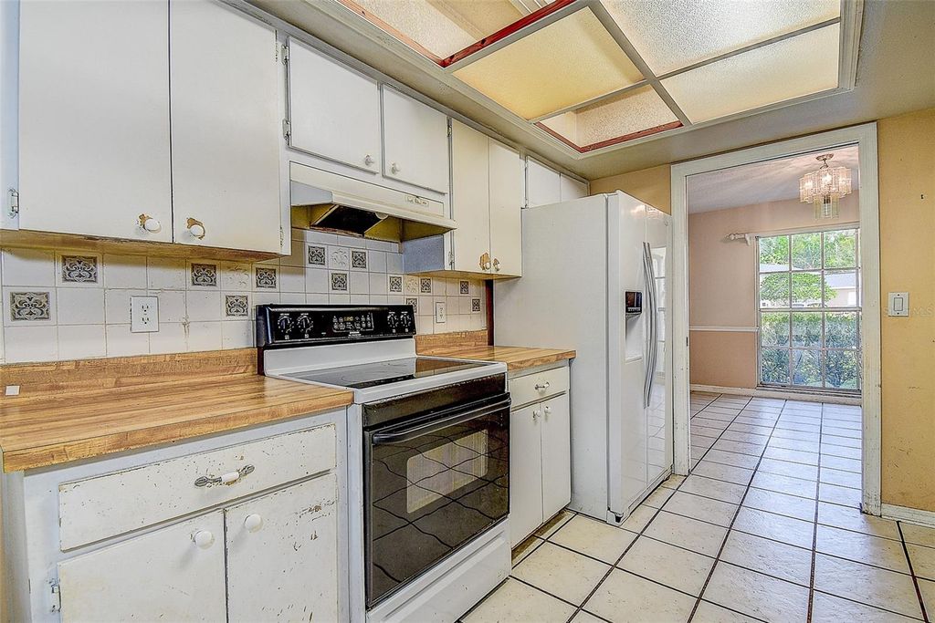 Image 13 of property listing at 3102 OLD SPRING PLACE, Tampa, FL 33618