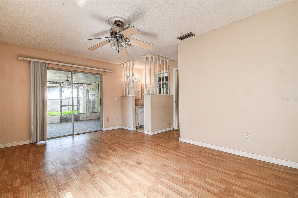 Image 36 of property listing at 3102 OLD SPRING PLACE, Tampa, FL 33618