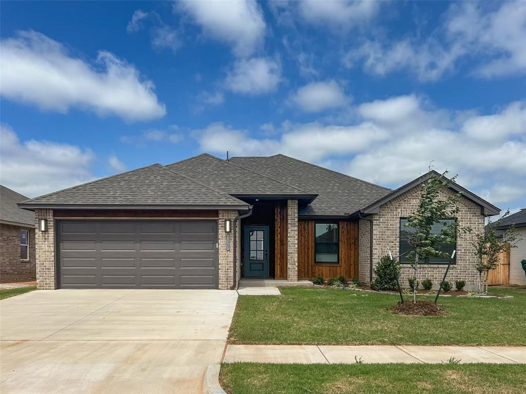 12101 Birch Street, Yukon, OK 73099