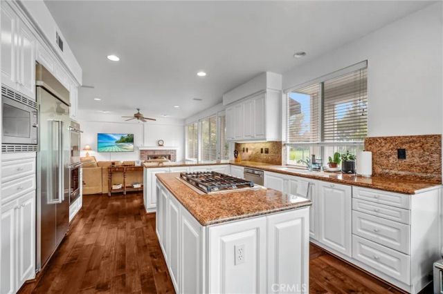 6292 Forester, Huntington Beach, CA 92648