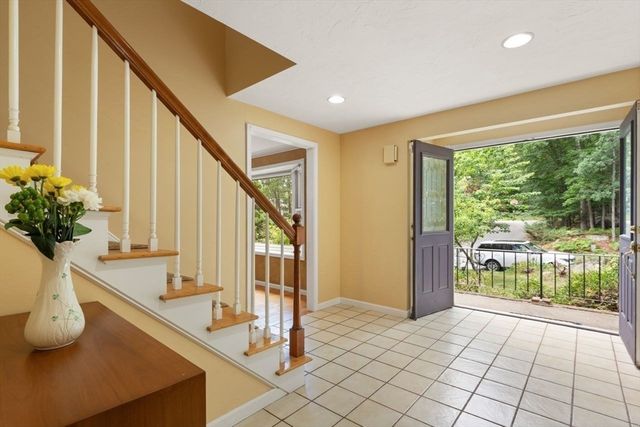 35 Castle Dr, Sharon, MA 02067