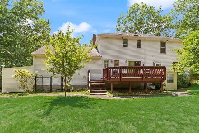 35 Castle Dr, Sharon, MA 02067