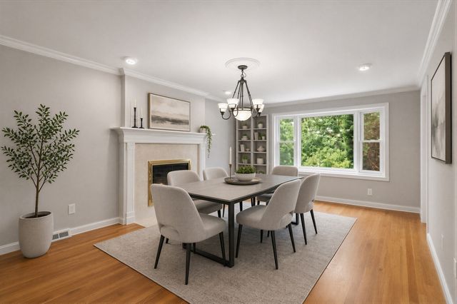 35 Castle Dr, Sharon, MA 02067