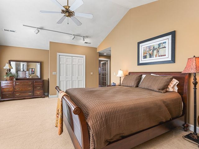 811 Paris Avenue, Rockford, IL 61107