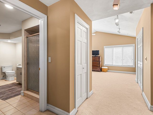 811 Paris Avenue, Rockford, IL 61107