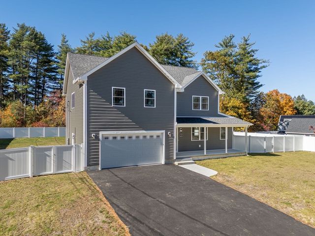 4 Hillcrest Dr, Wilbraham, MA 01095