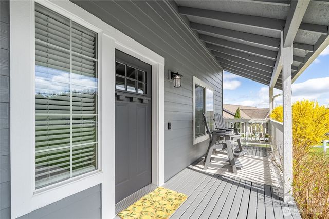 140 Garrett Loop, Chehalis, WA 98532