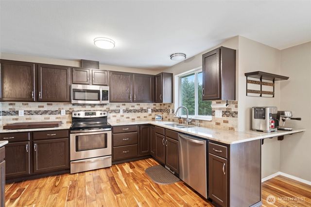 140 Garrett Loop, Chehalis, WA 98532