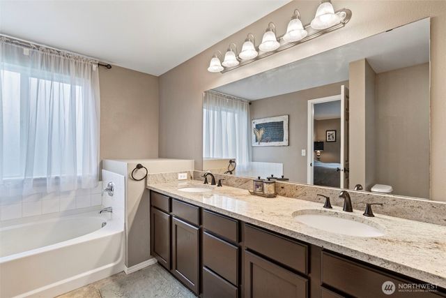 140 Garrett Loop, Chehalis, WA 98532