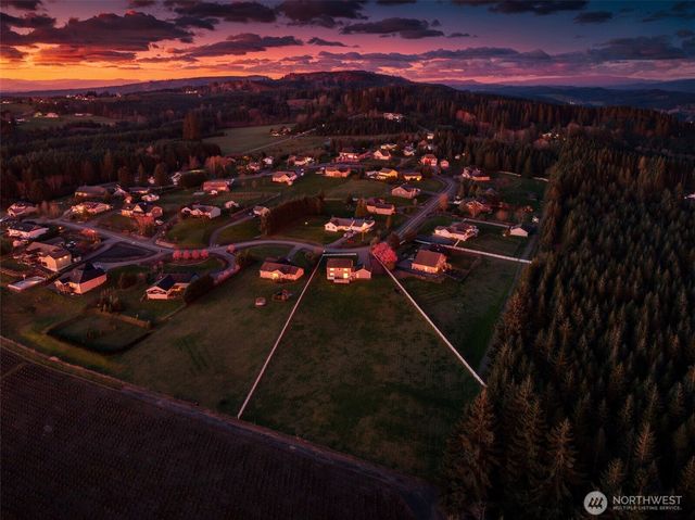 140 Garrett Loop, Chehalis, WA 98532