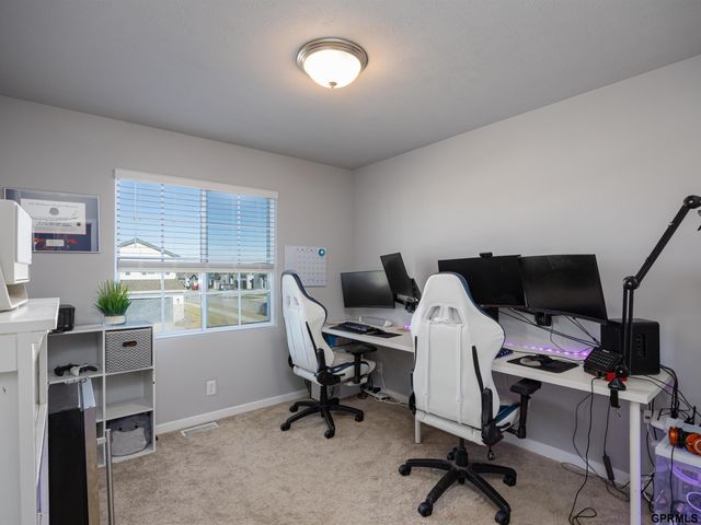 10905 Craig Street, Omaha, NE 68111