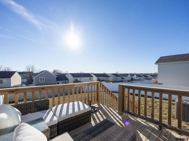 10905 Craig Street, Omaha, NE 68111