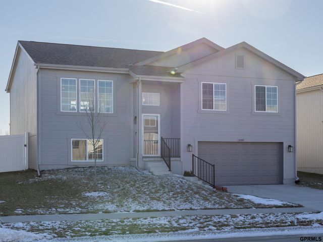 10905 Craig Street, Omaha, NE 68111