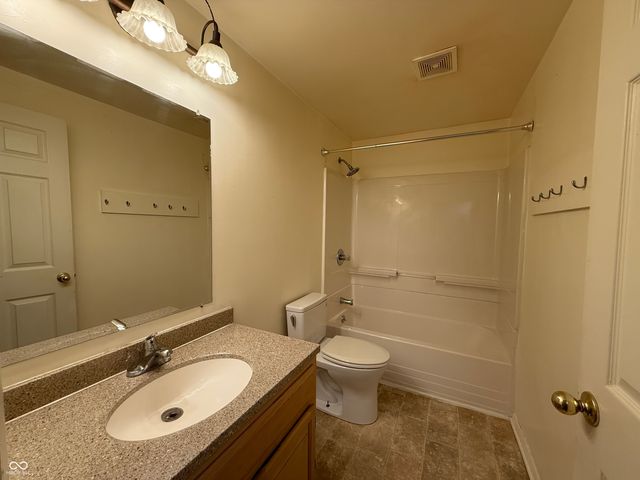 2846 N Pawnee Drive, Indianapolis, IN 46229